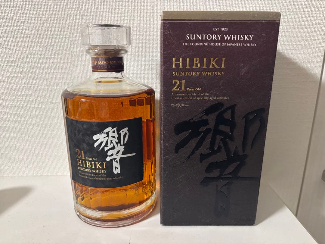 未開封新品 サントリー響 21年 ウイスキー 箱付きカートン付き