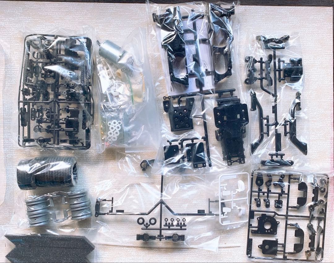 Tamiya Mazda Demio M05 RCカーキット