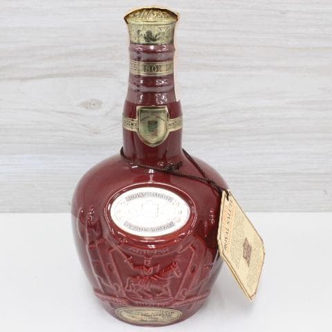 ◇未開栓 ロイヤルサルート スコッチウイスキー2本セット 陶器 21年 緑 赤