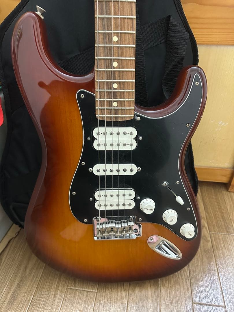 Fender Mexicoサンバースト シングルコイル