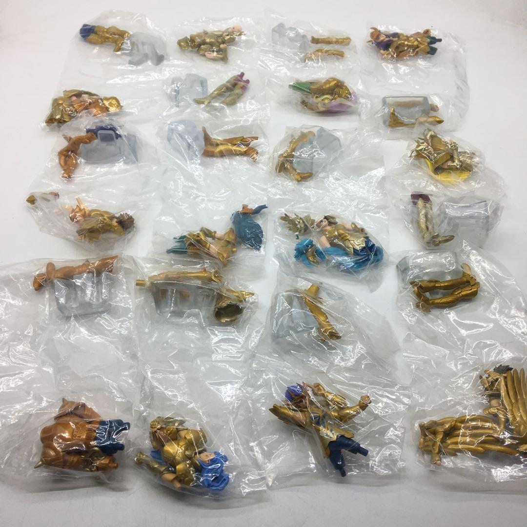 聖闘士星矢　集いし、黄金聖闘士編　ガチャガチャ　フィギュア