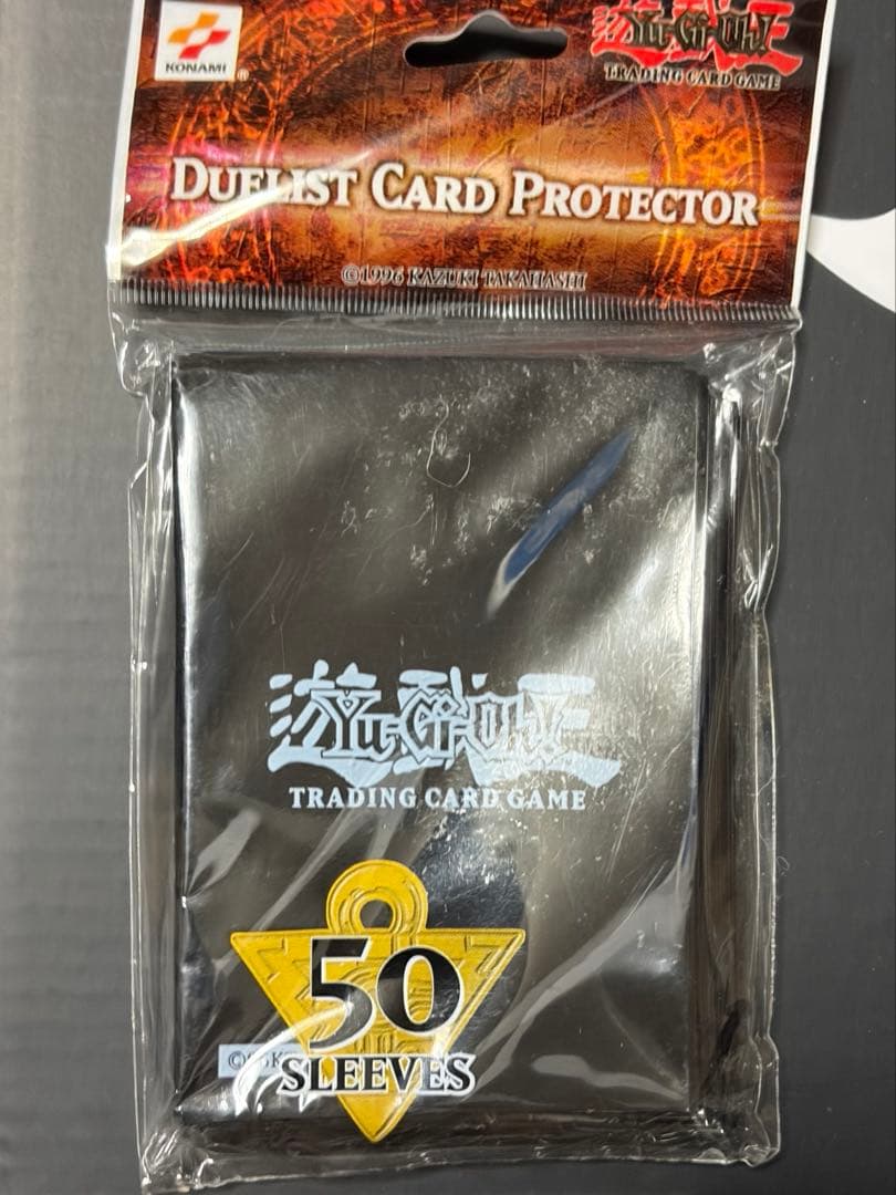 遊戯王　公式 ロゴ　初期　スリーブ　英語版 海外