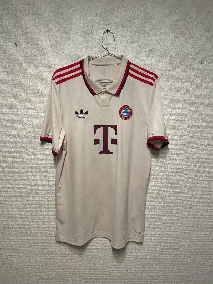 【国内正規品】バイエルンミュンヘン　ムシアラユニフォーム