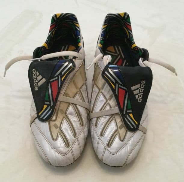 サッカースパイク27.5 プレデター