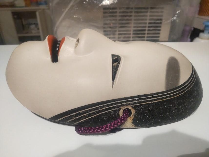 ★伝統 文化 日本 能面界 共箱 座布団 女面 小面 長沢宗春 直筆サイン入り