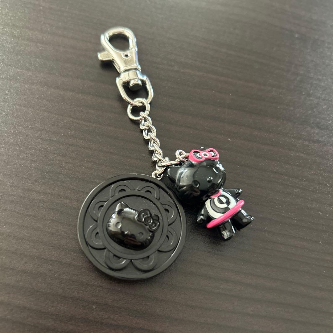 m•a•c ハローキティー コラボチャーム