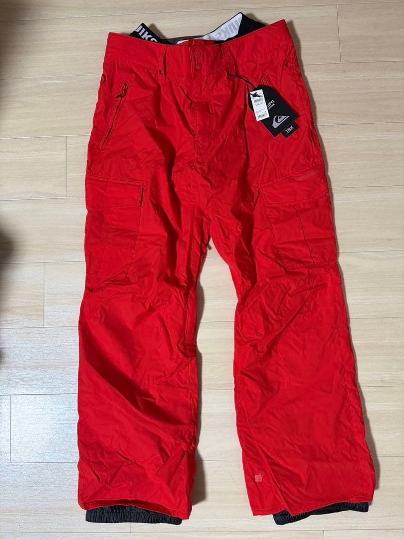 QUIKSILVER スノーボードパンツ L レッド　新品未使用