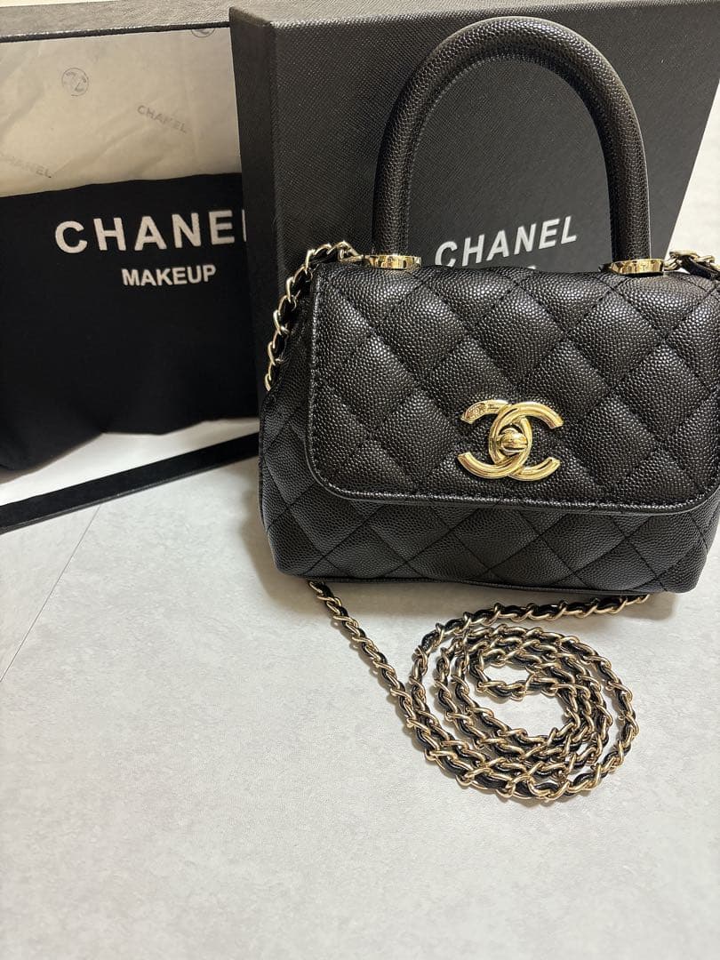 CHANEL VIPノベルティバッグ