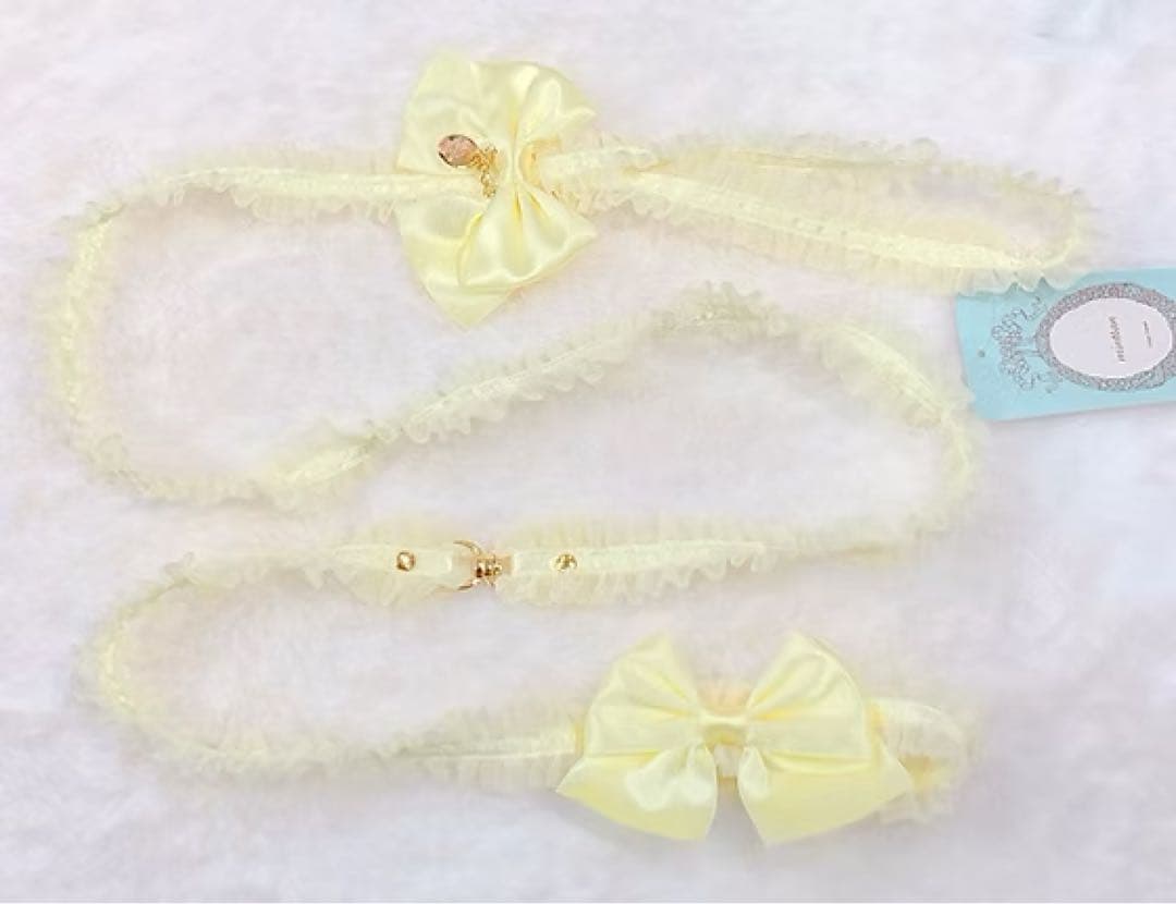 新品 minttan フリルリボン一体型チョークリード　イエロー