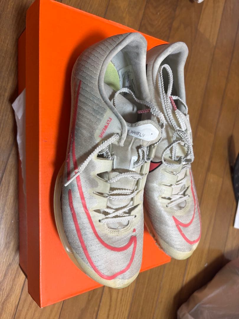 NIKE マックスフライ