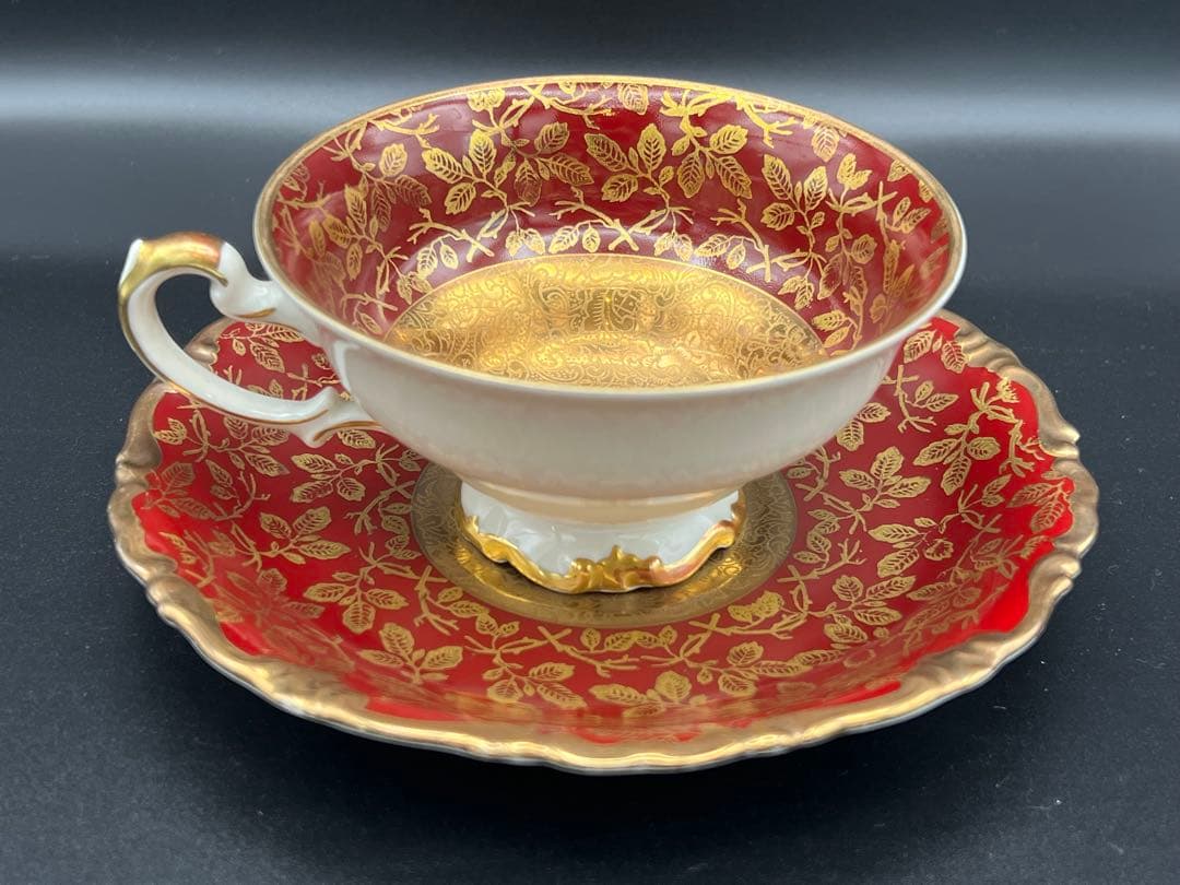 ティーカップとソーサー