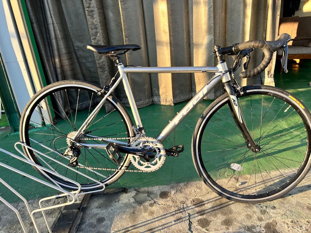 No.553 フジ[FUJI]NAOMI（ナオミ）ロードバイク整備済み18速