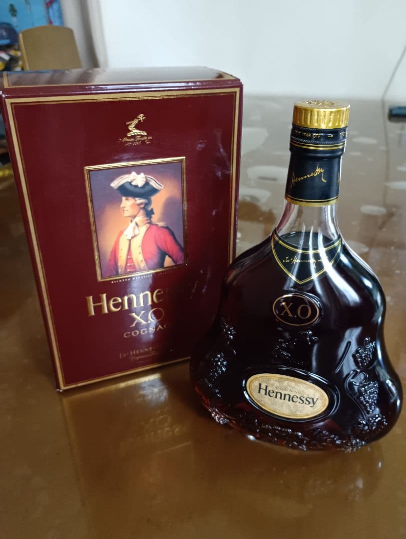Hennessy X.O. コニャック　箱あり