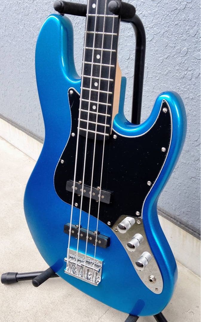 ベース woofy basses ONE series Cavalier4