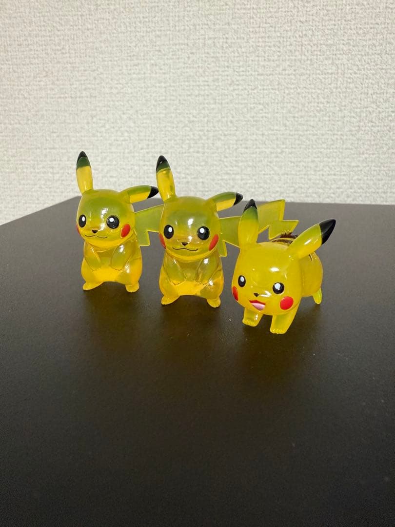 ピカチュウ モンコレ　クリア　3体セット　ポケモン