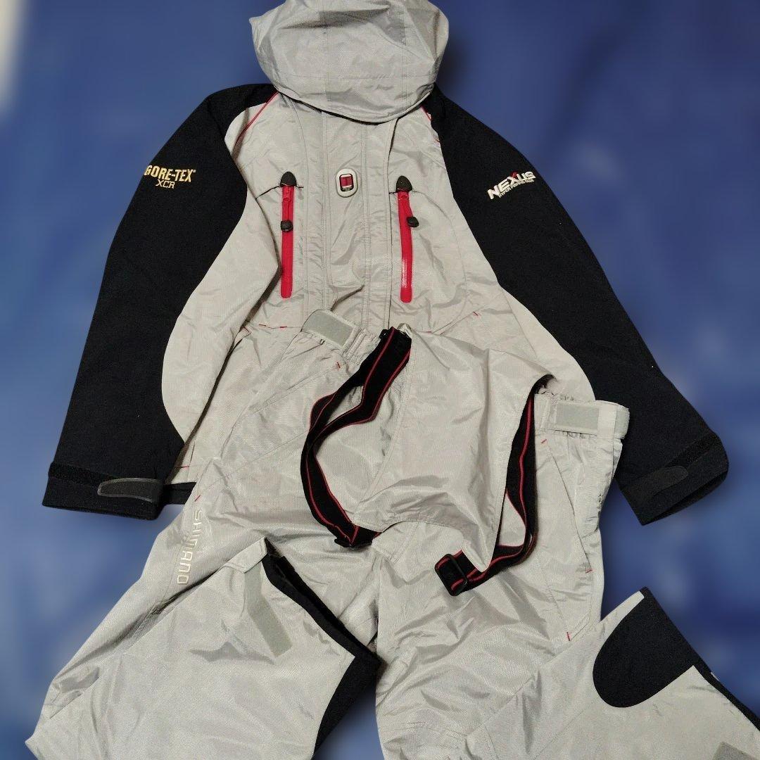 シマノ　NEXUS　 GORE-TEX XCR レインスーツ　Мサイズ　未使用品