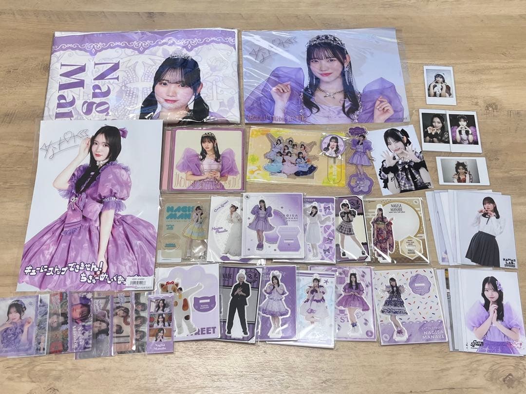 真鍋凪咲推しグッズ　チェキ アクスタ　ポスター　タオル 集合アクスタ