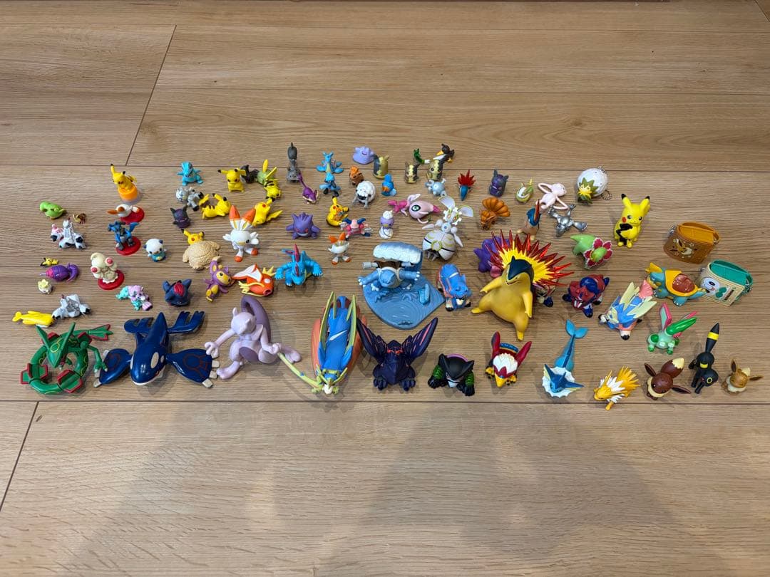 ポケモン フィギュア モンコレ　約80体