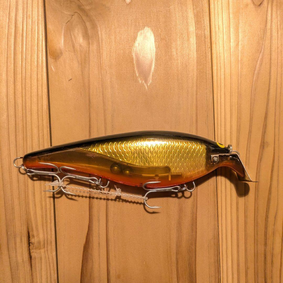 ヨルマルシャッド 黒金プレート