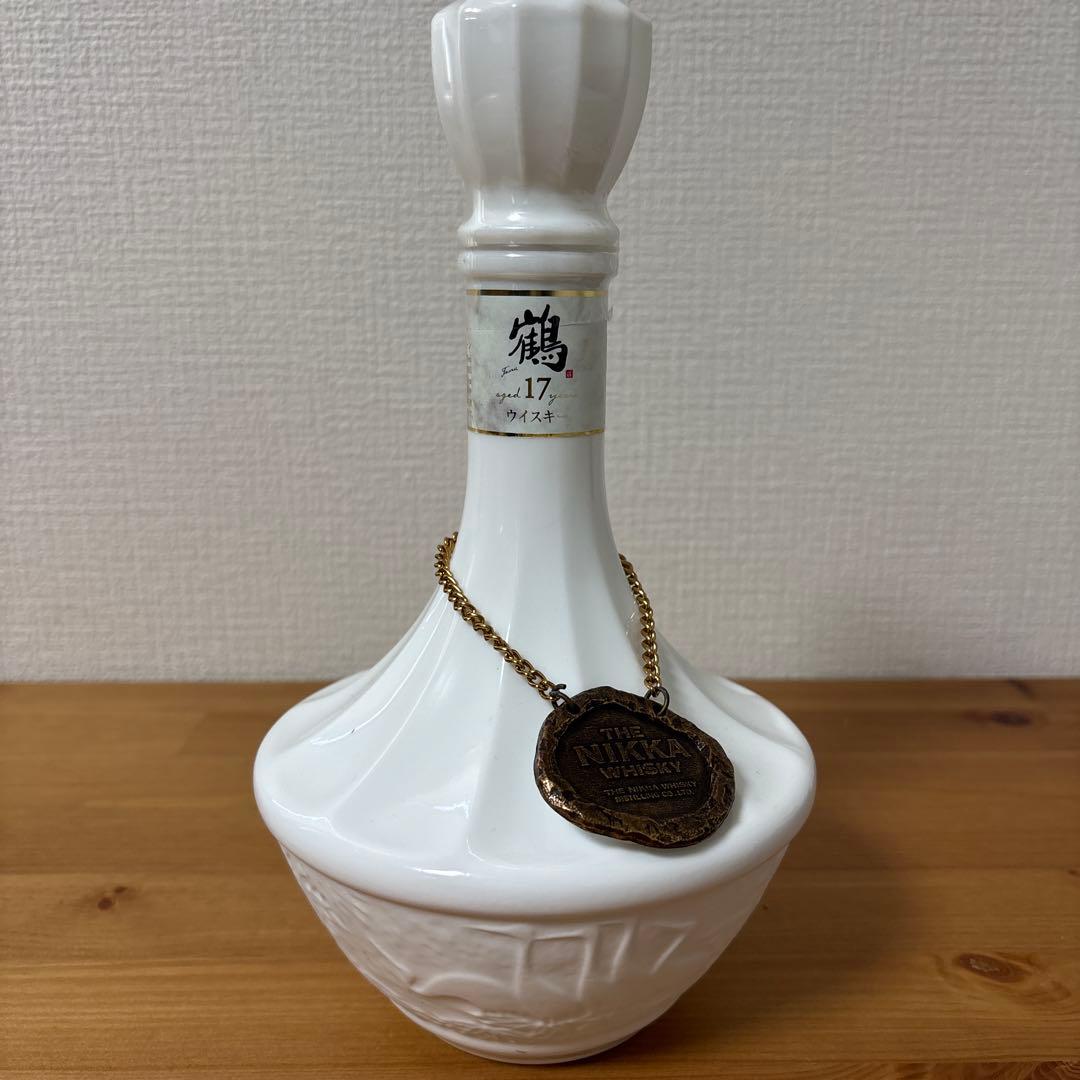 ニッカウイスキー　鶴17年　陶器ボトル　終売品　未開封