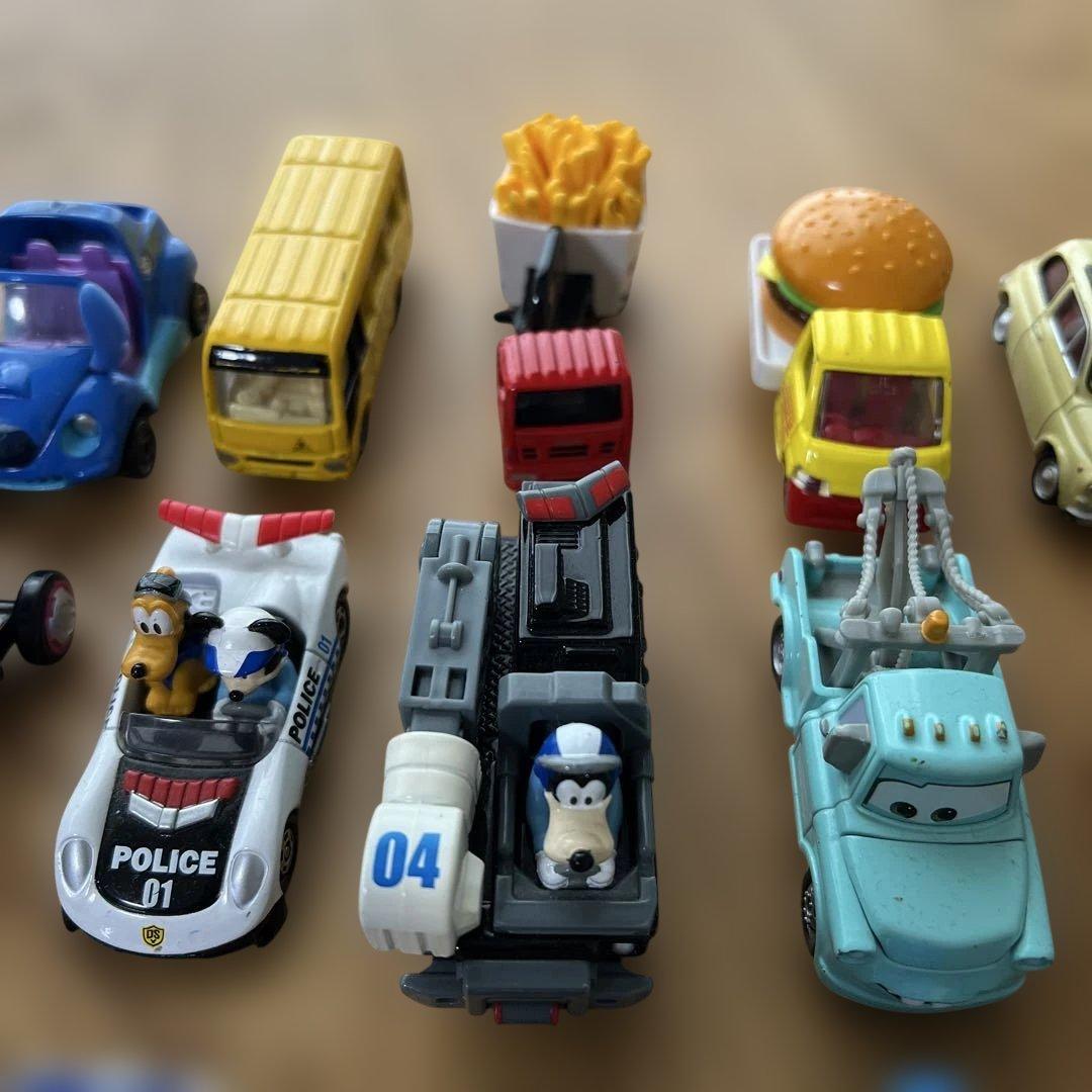 トミカ　カーズ　ミッキーマウス等　セット売り