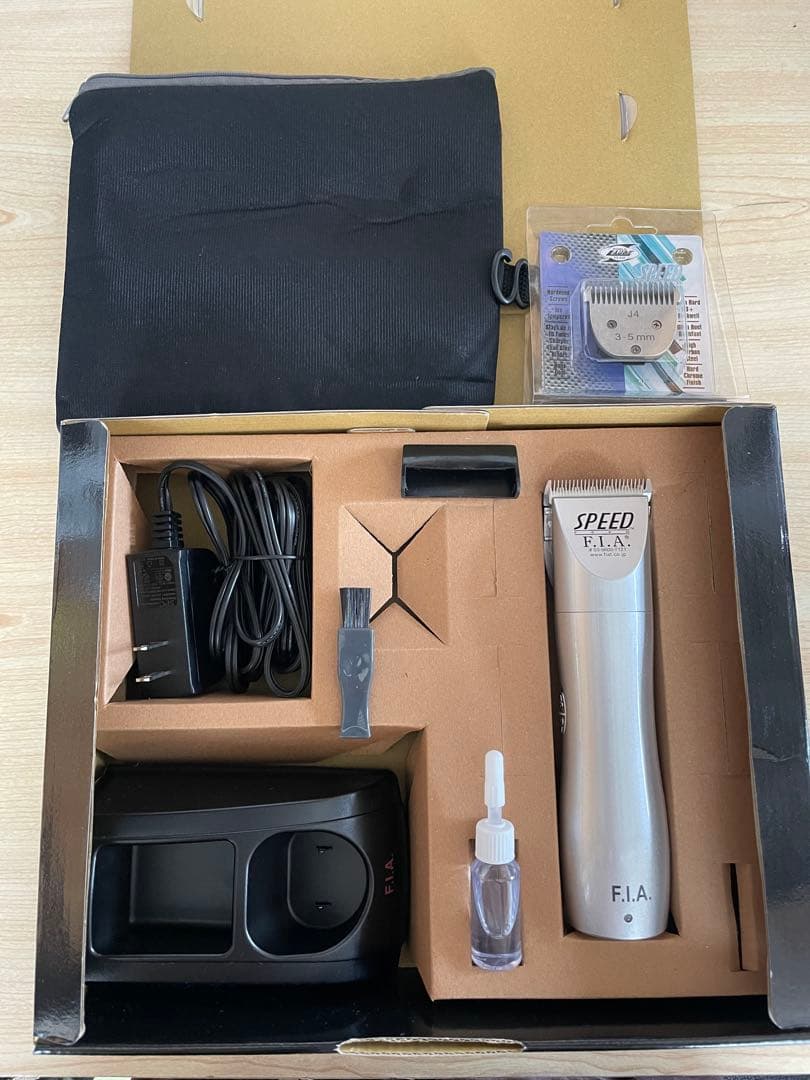 F.I.A. Speedバリカン、替刃付き(1-3mm、3-5mm)