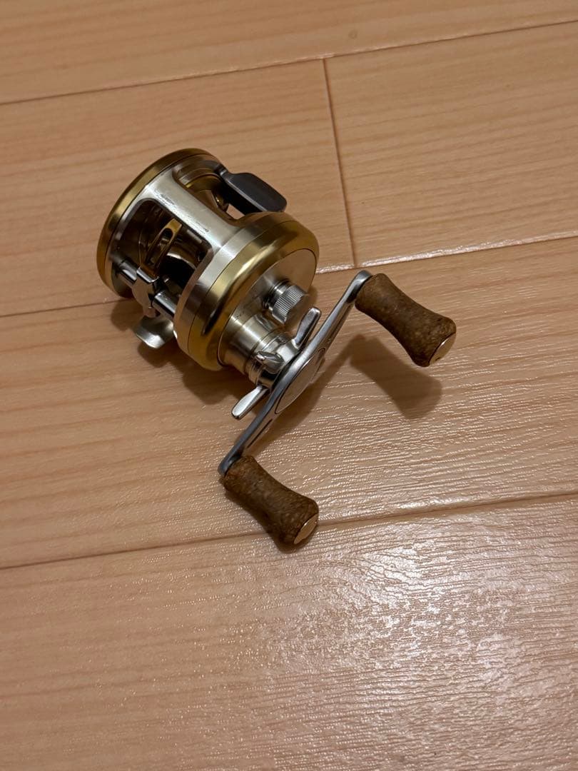 ダイワ　ミリオネア CV-Z 205L《値下げ⭐︎早い者勝ち》