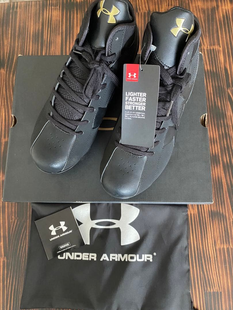 新品　27センチ箱付　アンダーアーマー野球金具スパイクUAダイナプレイⅡ MID