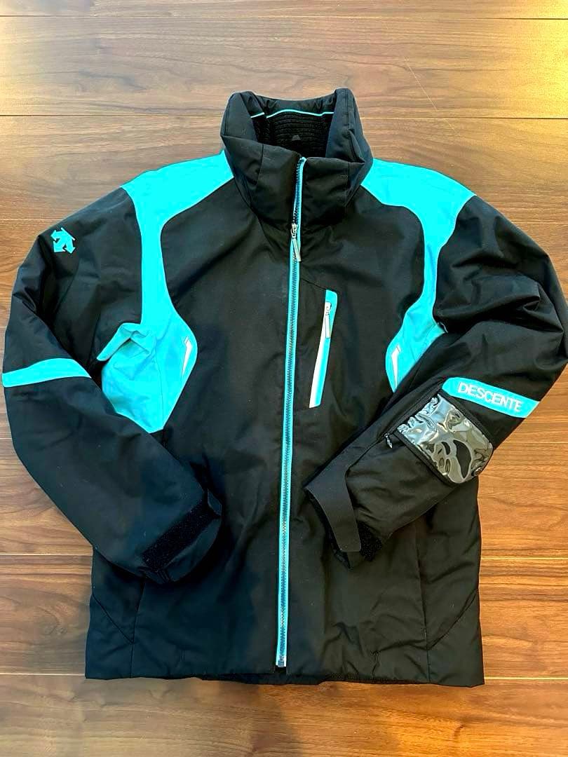 スキーウェア DESCENTE