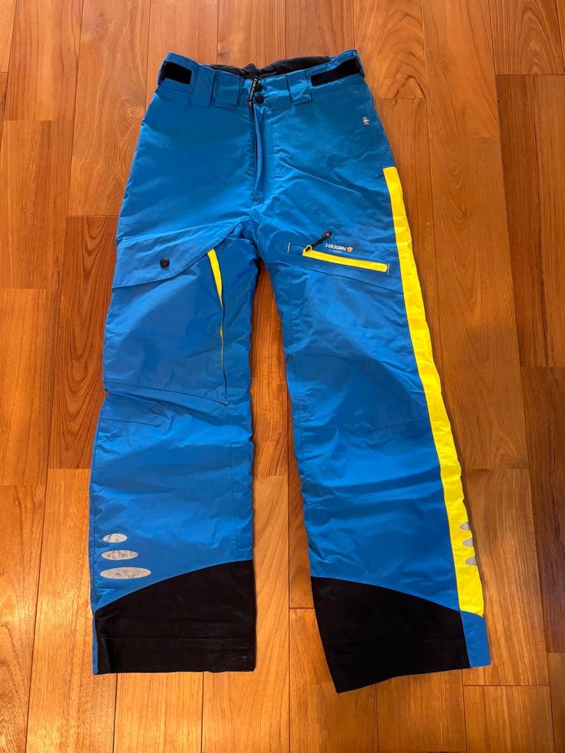 ISBJÖRN イスビョン　子ども　スキーウェア　146/152 セットアップ