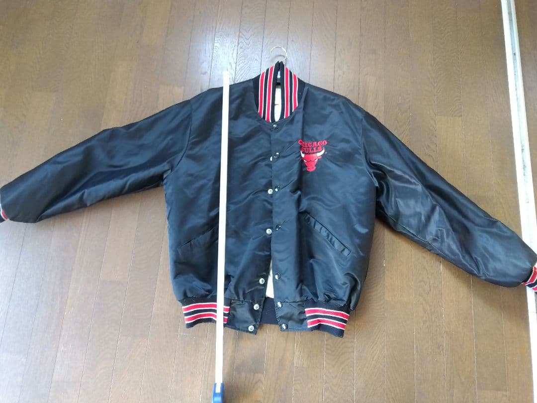 シカゴ・ブルズ ジャケット XL NBA公式ライセンス　海外購入品
