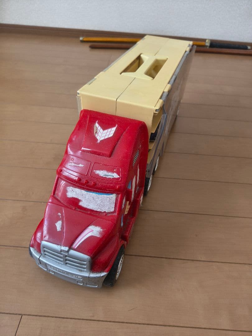 トミカFast Lane 赤いトレーラー とミニカーセット