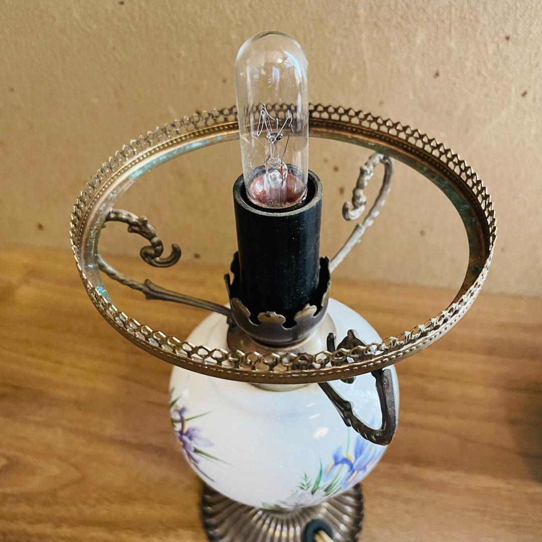アンティーク テーブルランプ 卓上ランプ 乳白ガラス レトロ インテリア 花柄