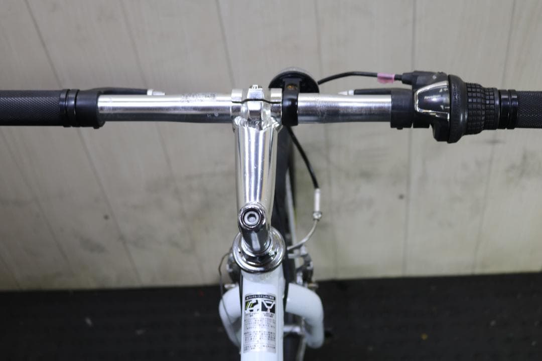 ルノー（RENAULT）700C 6速 アルミ 440mm WHITEクロス