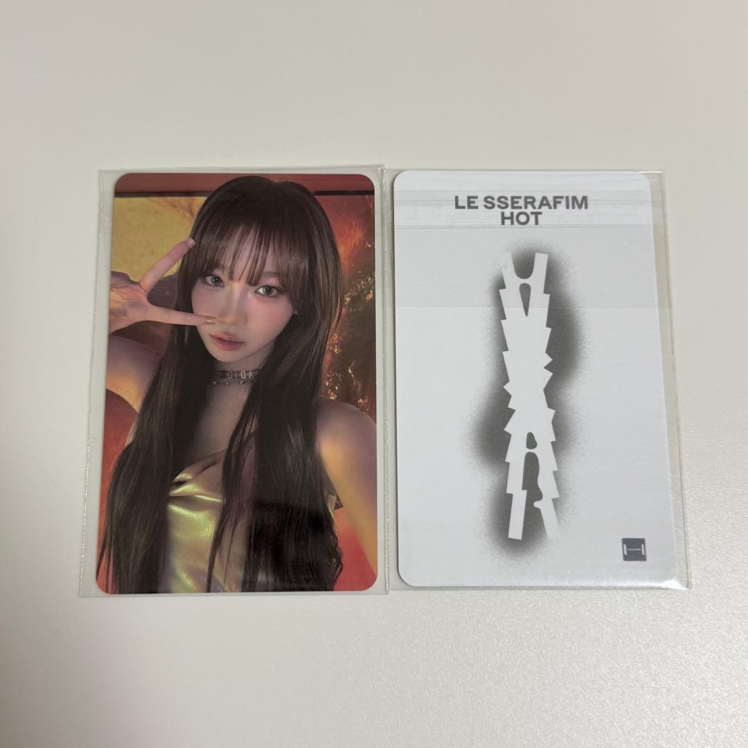 LE SSERAFIM ルセラ HOT ラキドロトレカWITHMUU チェウォン