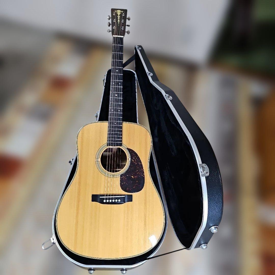 Cat's Eyes.CE118プロトタイプ オール単板。ハードケース付き