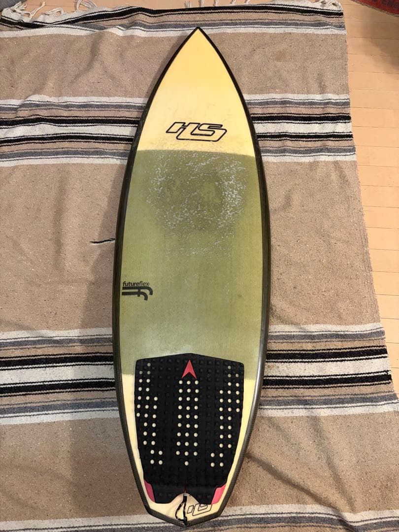 フィン付き サーフボード HaydenShapes 5'3