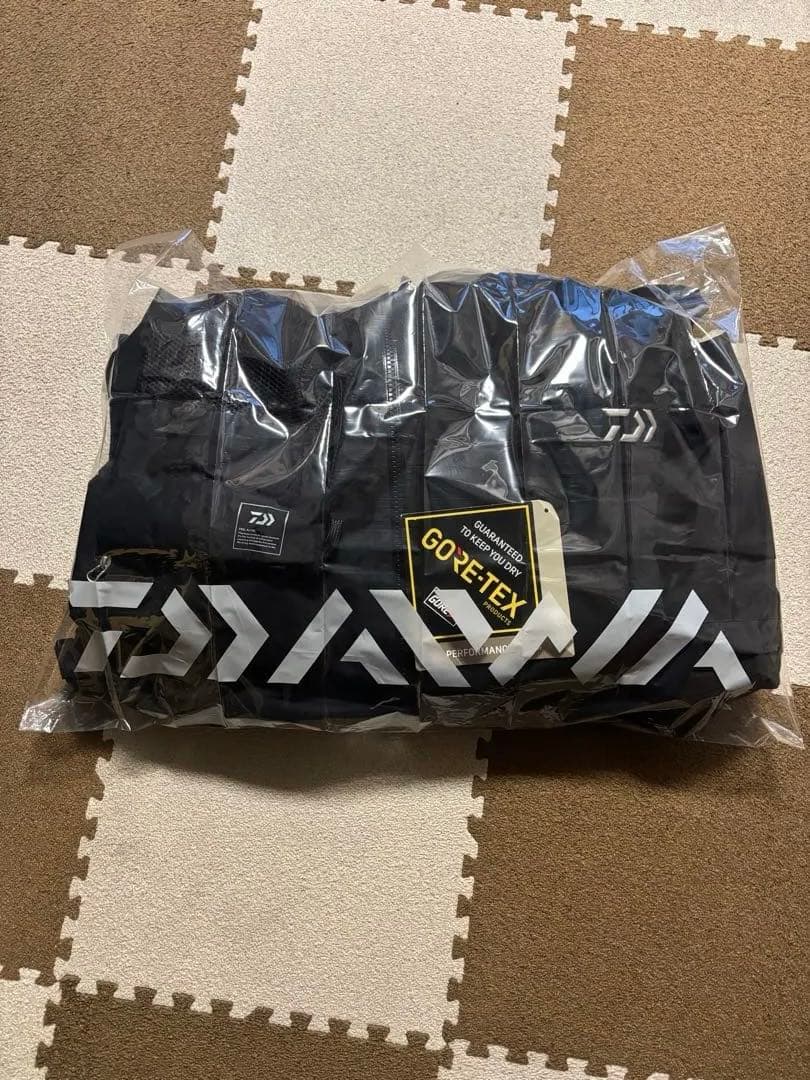 Daiwa フィッシングスーツ　ブラック　DR-1221a ゴアテックス