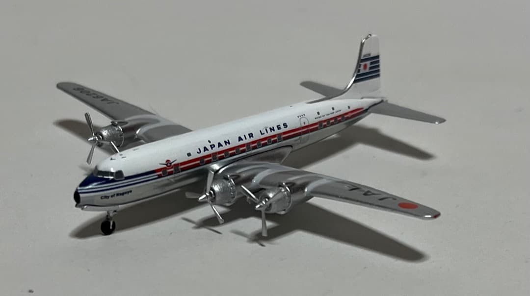 航空機・ヘリコプター JAL DC-6 JA6206