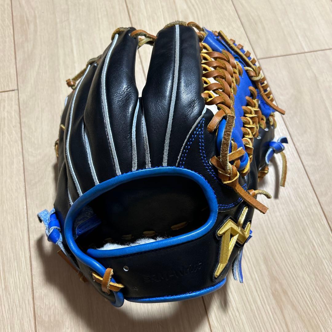 アトムズ 牧秀悟 本人仕様 066型 硬式グラブ