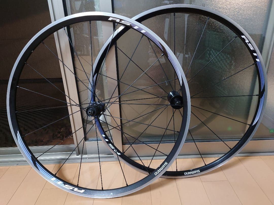 Shimano RS11 クリンチャーホイールセット