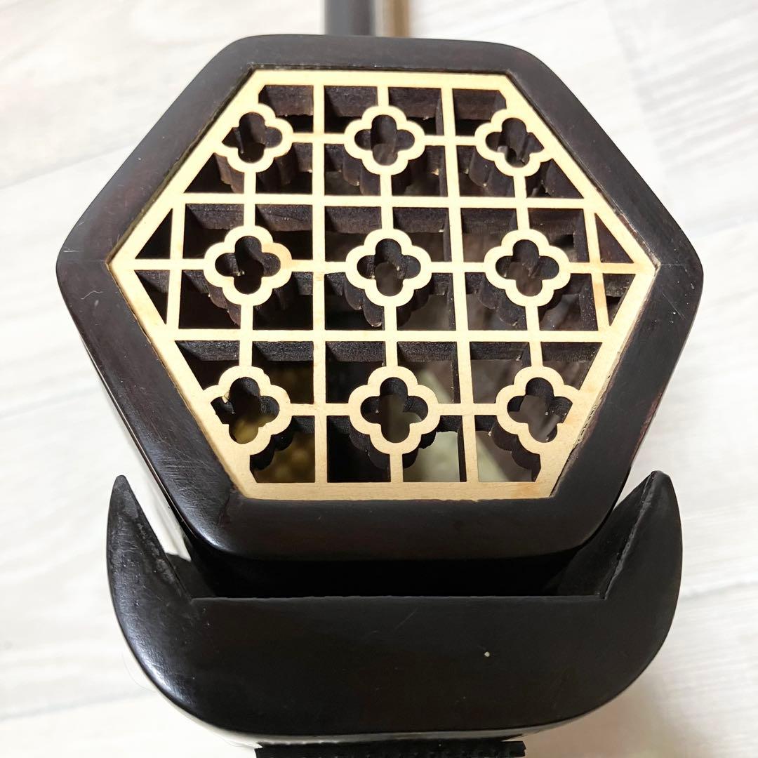 紅木　古月琴坊　蛇皮　本革　高級 二胡 中国 弦楽器 彫刻 民族楽器 付属品多数