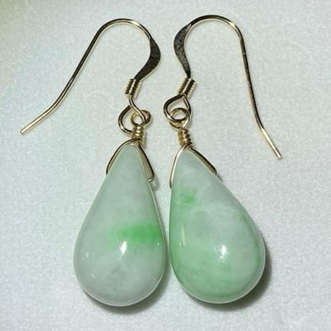 【専用】ティアドロップピアス　小滝産翡翠　翠と白のグラデーション