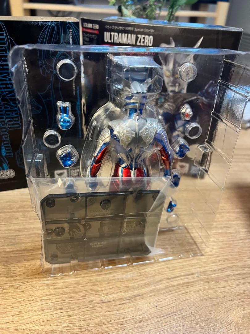 S.H.Figuarts ウルトラマンゼロ 10周年 Special Color