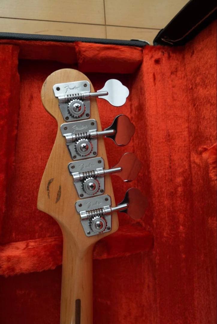 ベース Fender FSR American Vintage 75 JAZZ BASS