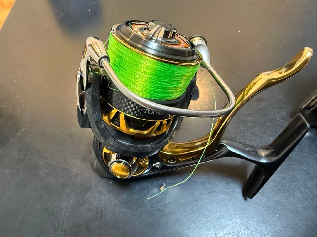 ダイワ 15トーナメント2500SH LBD