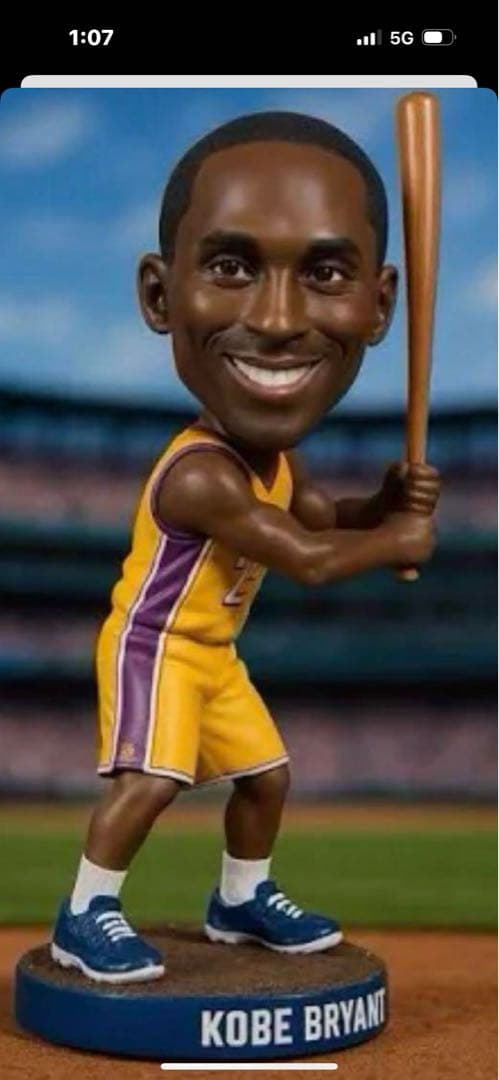 コービーブライアント ロサンゼルスドジャースボブルヘッド