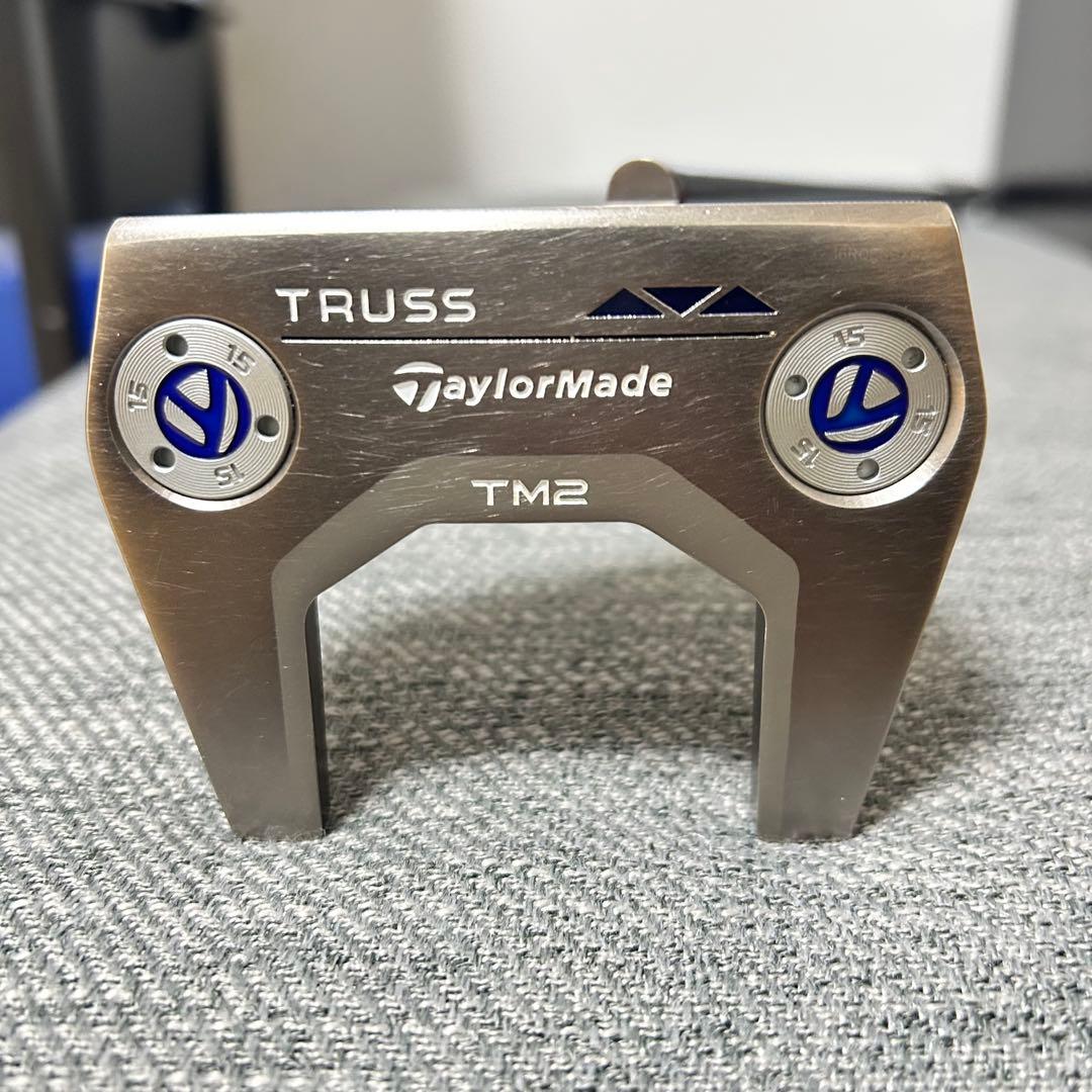 トラス TM2　パター　センターシャフト　ディープエッチドパドル　稲見萌音