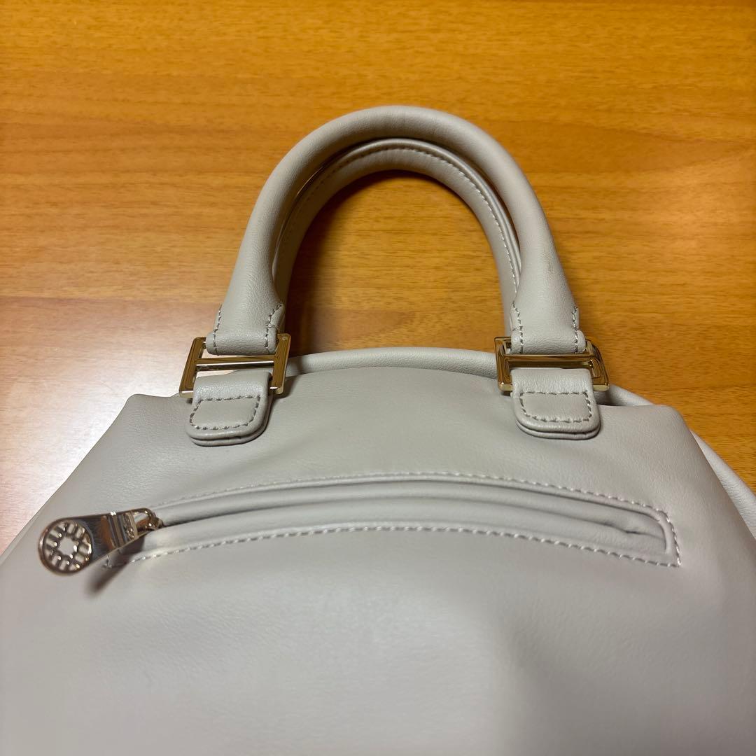 muta エシカルレザー　8 カートバッグ