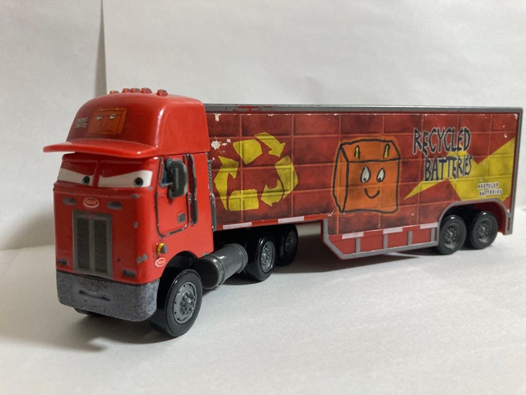 お*め様 カーズ　マテル　ピータービルト　Jerry Recycled Batt